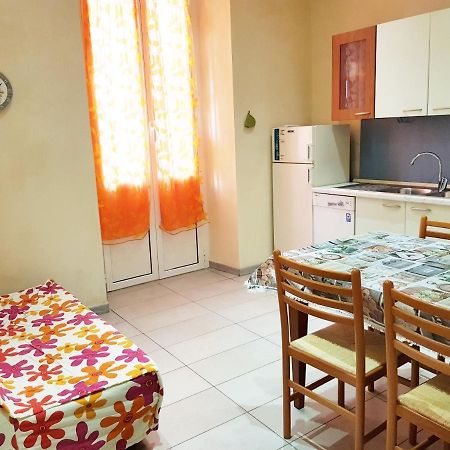 شقة Casa Luciana سافونا المظهر الخارجي الصورة