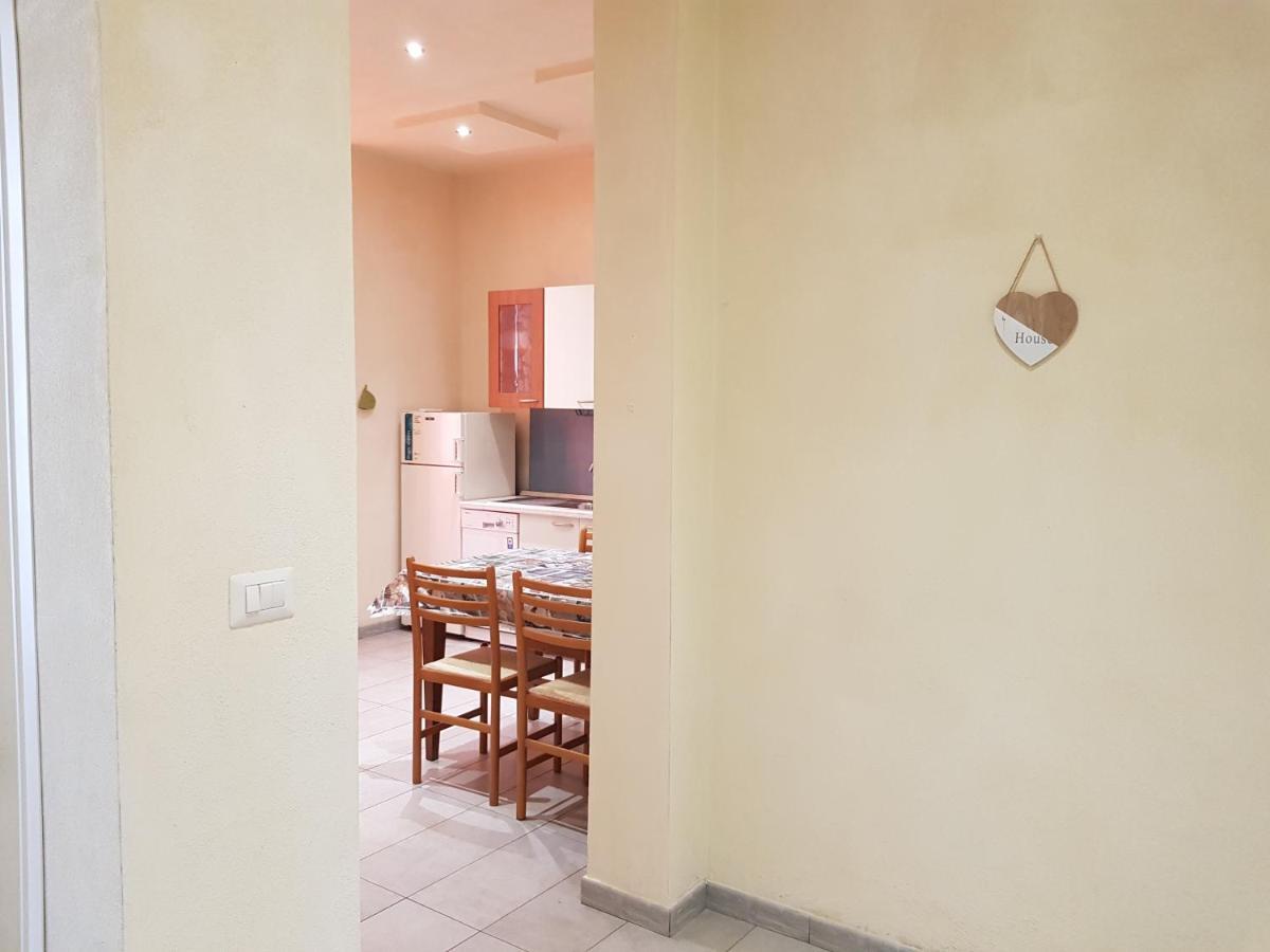 شقة Casa Luciana سافونا المظهر الخارجي الصورة